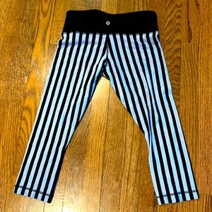Lululemon Capri pants 👖